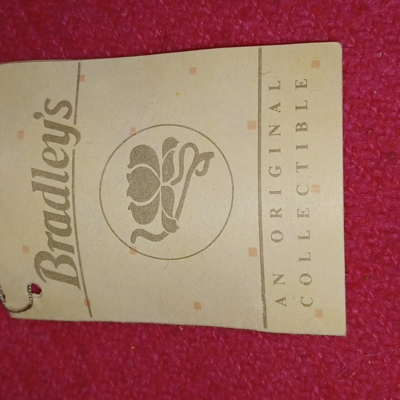 Medium Bradley Doll 'Trish' - Picture 9 of 9